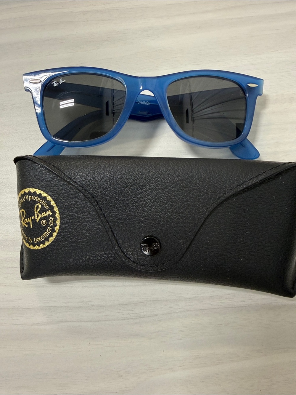 Ray-Ban Blue Wayfarer RB2132